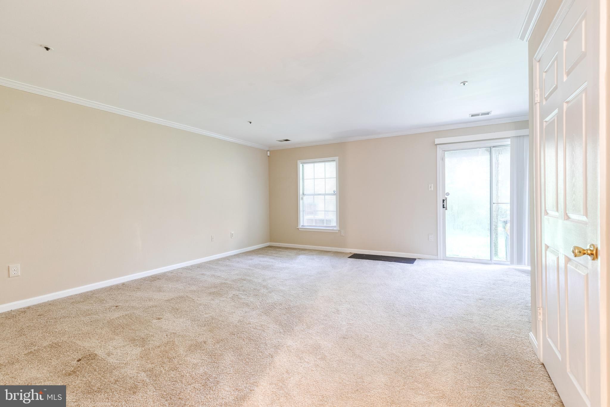 2548 Ambling Circle Crofton, MD 21114 - Photo 2 of 25