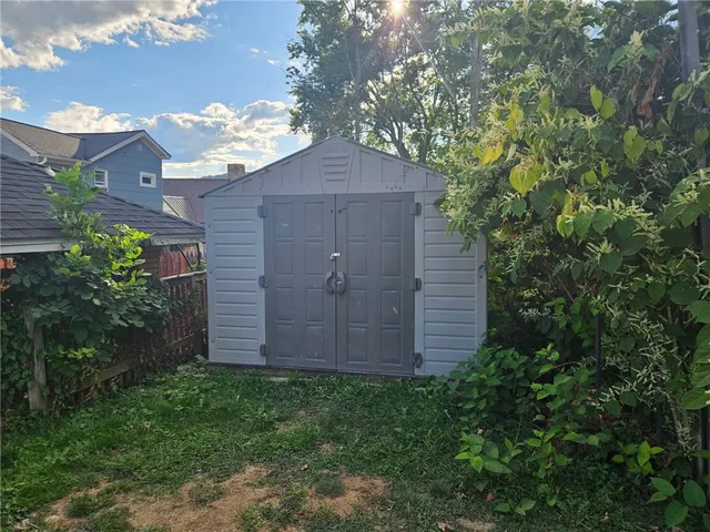 $174,900 | 160 Pleasant Street, Bradford, PA 16701