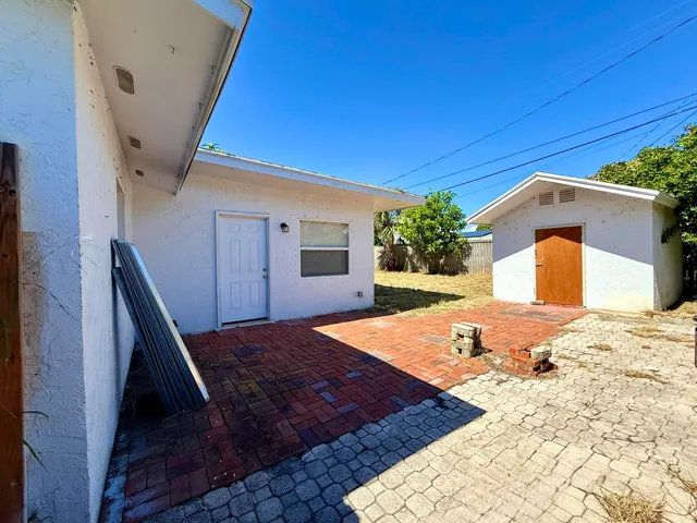 $430,000 | 1455 Northeast Silver Maple Way, Jensen Beach, FL 34957