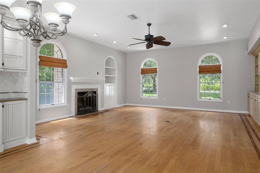 7268 Crystal Spring Run Weeki Wachee, FL 34607 - Photo 25 of 100