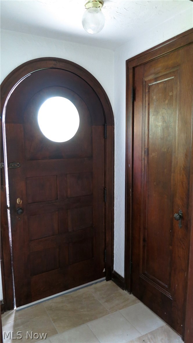 2508 Princeton Road Cleveland, OH 44118 - Photo 13 of 20 Gallery Image 13