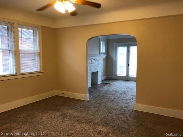 934 Nottingham Road Grosse Pointe, MI 48230 - Photo 5 of 43