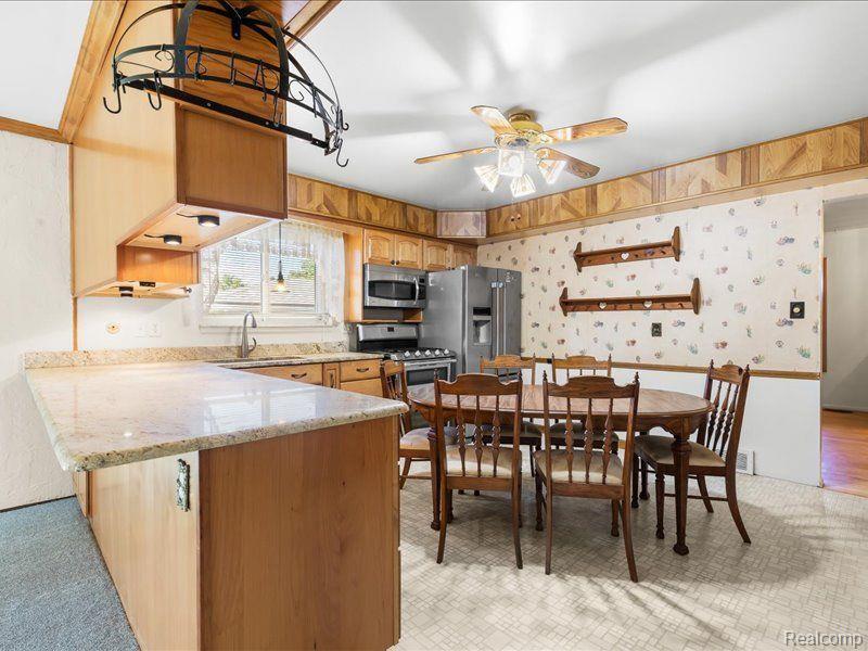 14224 Brandywine Road Sterling Heights, MI 48312 - Photo 20 of 33