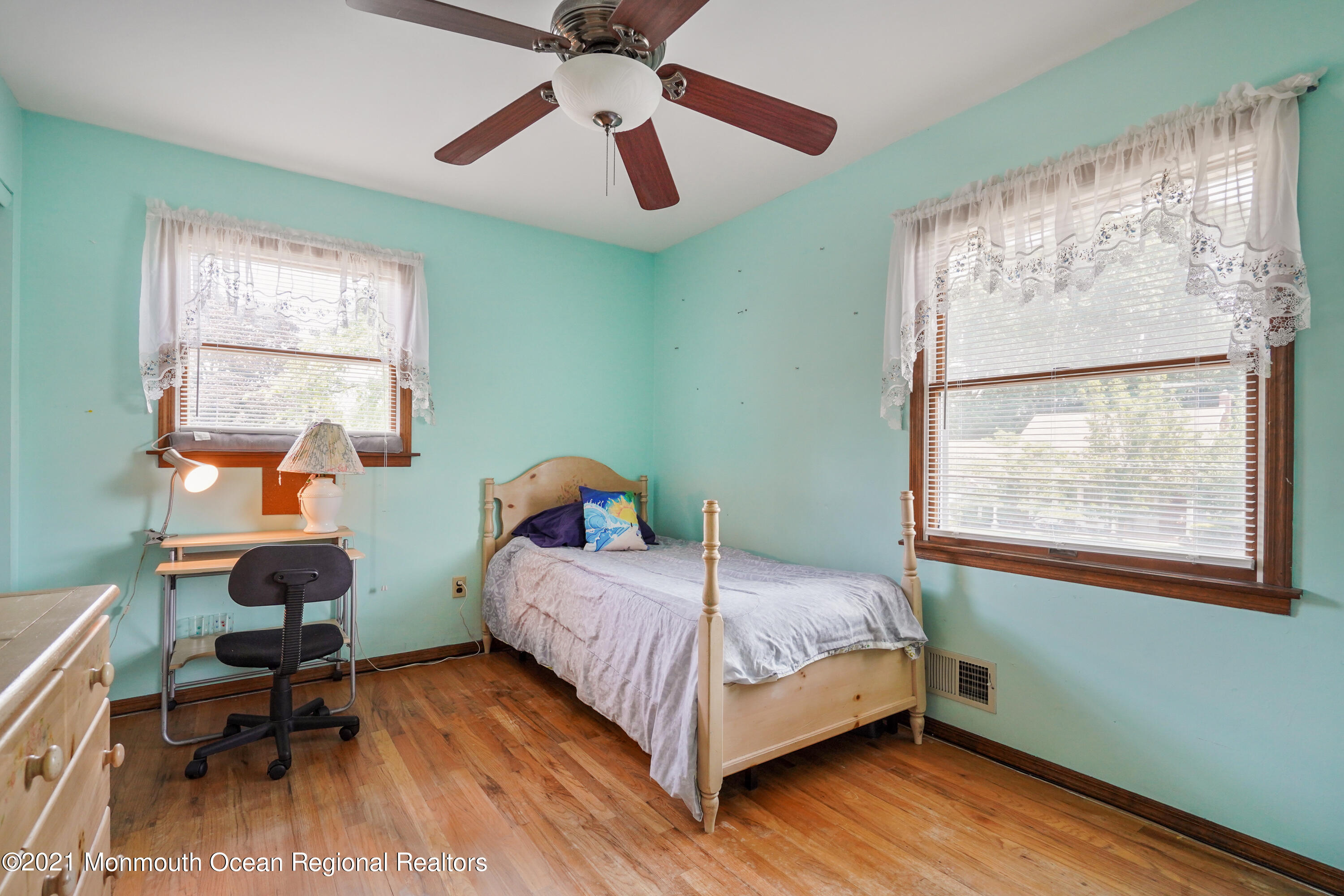 32 Pepperridge Road Howell, NJ 07731 - Photo 18 of 33 DSC00009