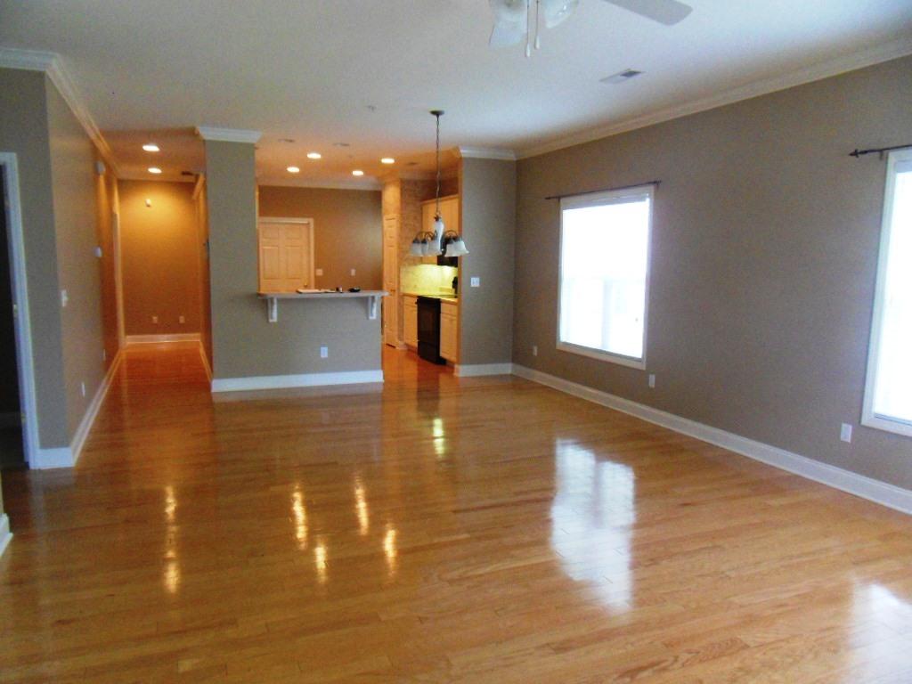 118 Forestberry Street Oak Ridge, TN 37830 - Photo 5 of 34 6 Living Room