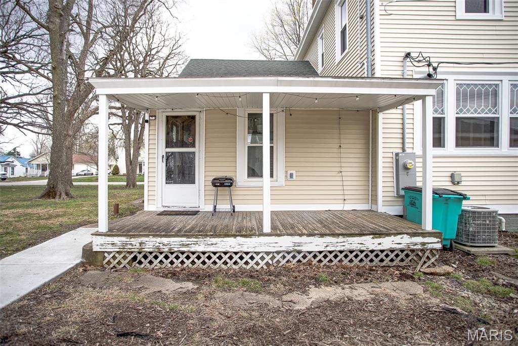 130 South Monroe Street Pittsfield, IL 62363 - Photo 18 of 69