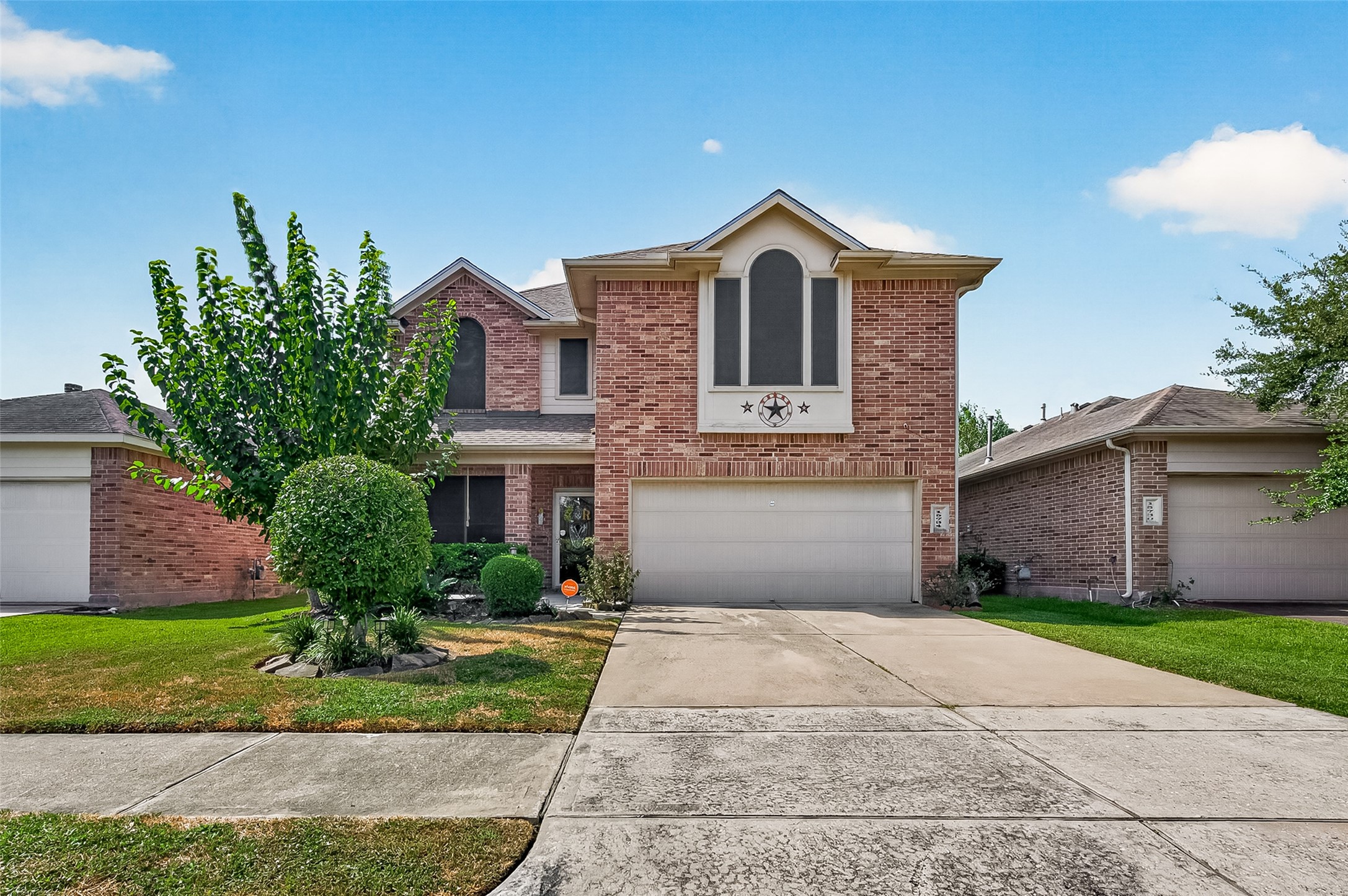 15734 Flagstone Walk Way Houston, TX 77049 - Photo 2 of 47 Gallery Image 2
