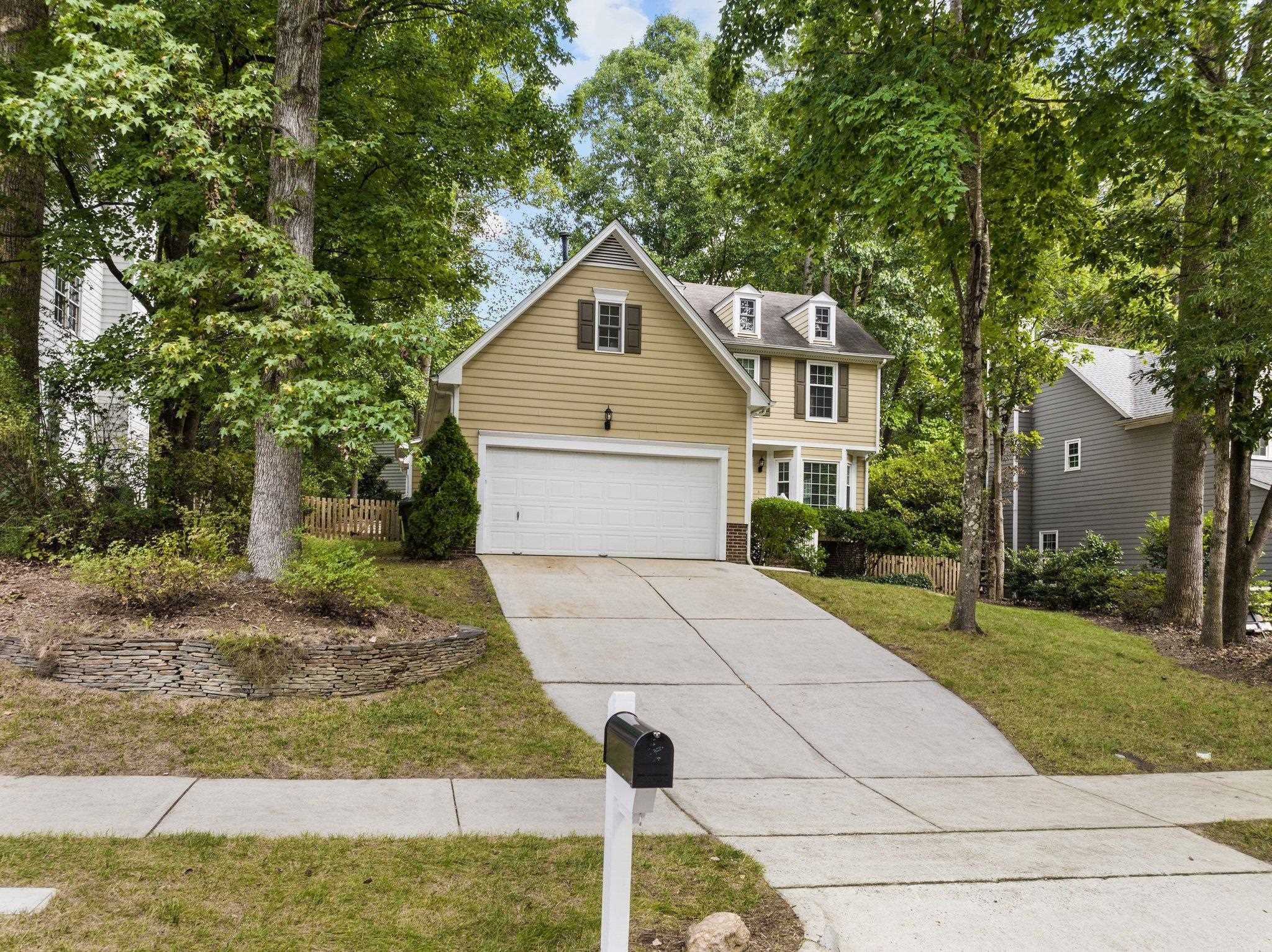 12028 North Exeter Way Raleigh, NC 27613 - Photo 3 of 48 Photo 3