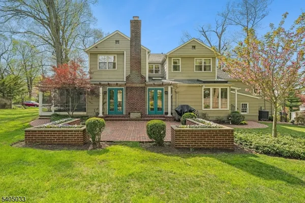 $1,795,000 | 84 Pine Grove Avenue, Summit, NJ 07901