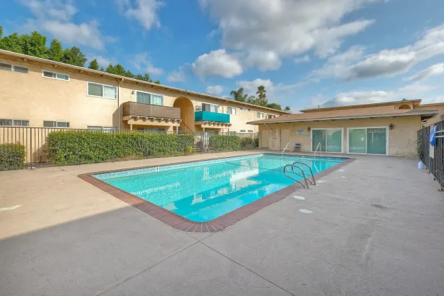 $528,000 | 4281 Lowell Street, Unit 4, La Mesa, CA 91941