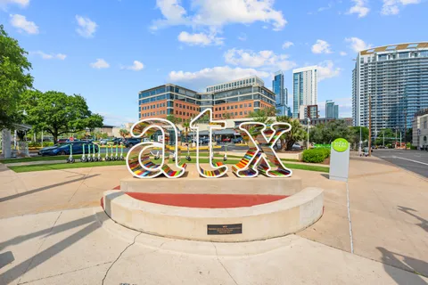 $349,900 | 505 West 7th Street, Unit 308, Austin, TX 78701