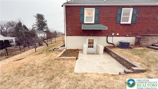 a view of outdoor space yard and kitchen