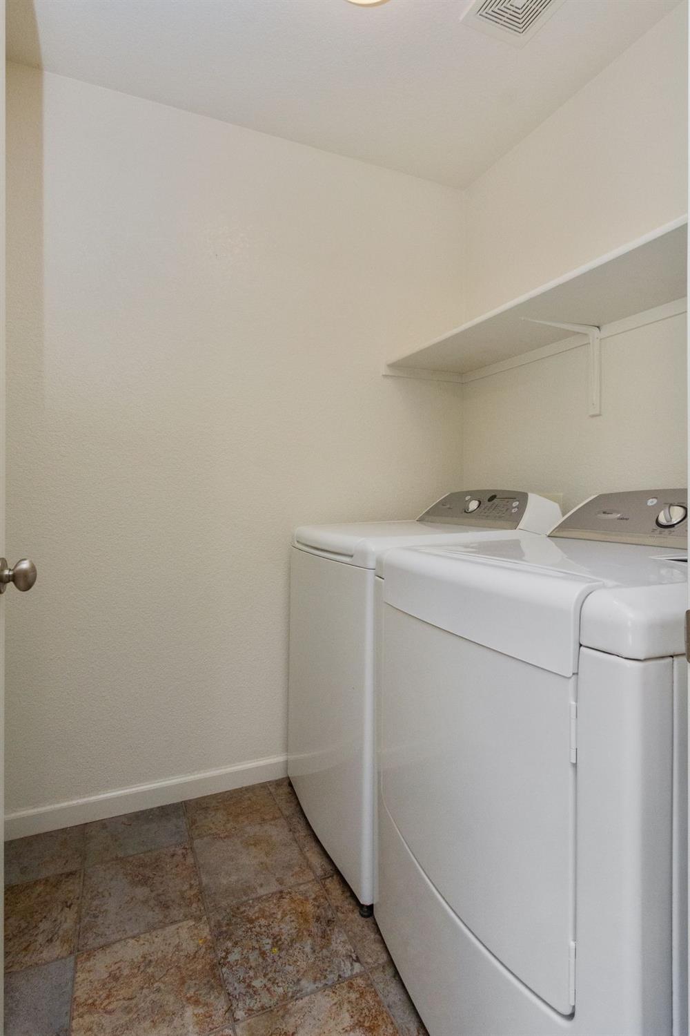 914 Pear Street Madera, CA 93638 - Photo 11 of 22