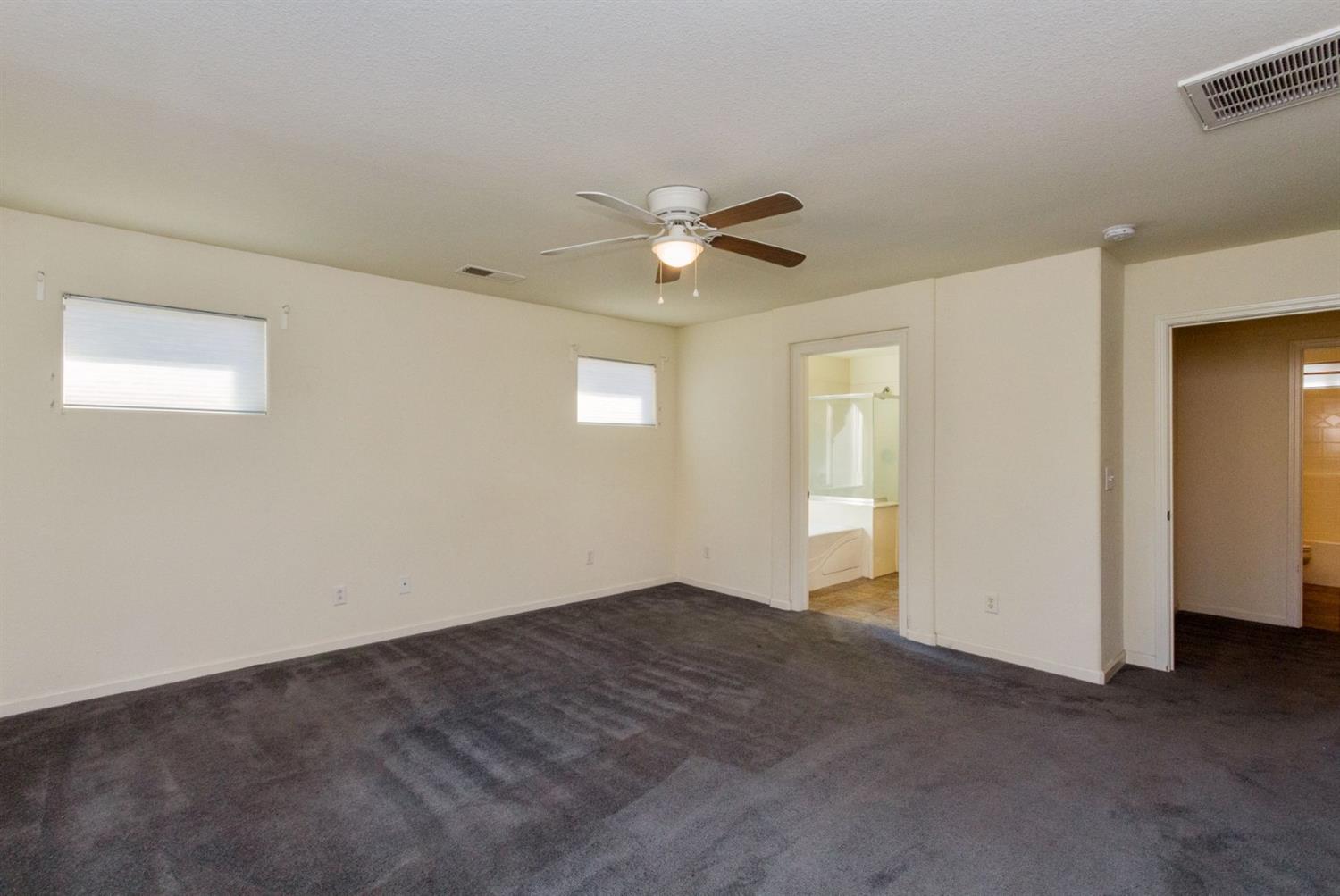 914 Pear Street Madera, CA 93638 - Photo 13 of 22