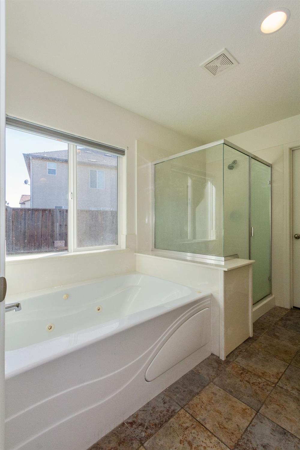 914 Pear Street Madera, CA 93638 - Photo 14 of 22