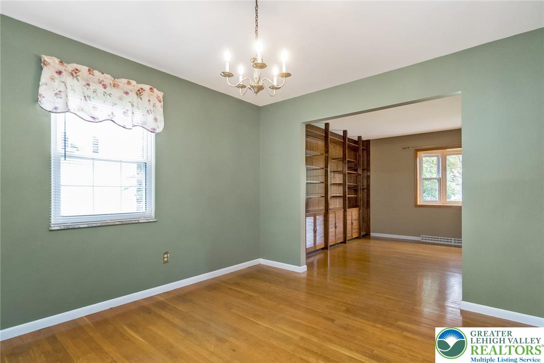 268 Apollo Drive Bethlehem, PA 18017 - Photo 9 of 56
