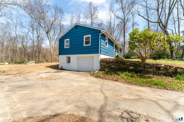 $374,999 | 178 Darby Road, Brooklyn, CT 06234