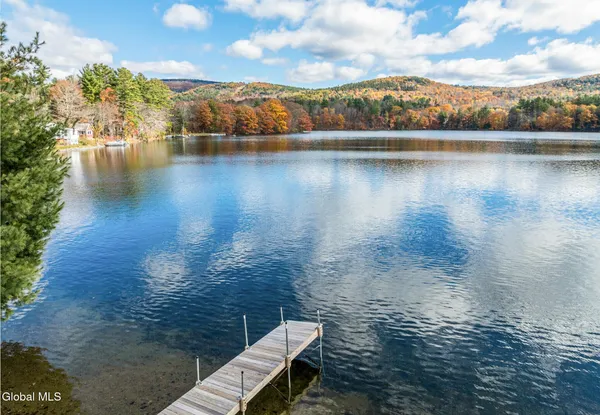 $445,000 | 127 Queechy Shores, Canaan, NY 12029