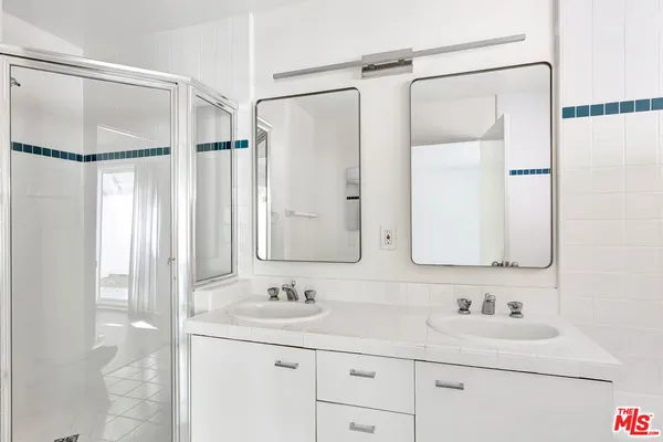 $6,250 | 811 21st Street, Unit 2, Santa Monica, CA 90403