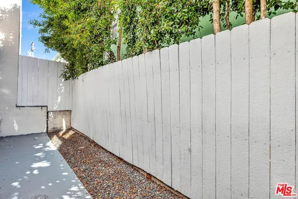 $6,250 | 811 21st Street, Unit 2, Santa Monica, CA 90403