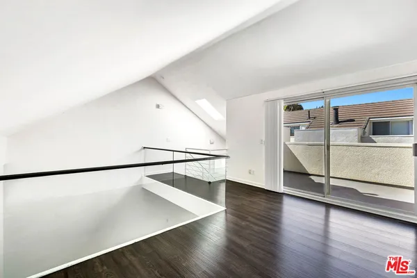 $6,250 | 811 21st Street, Unit 2, Santa Monica, CA 90403