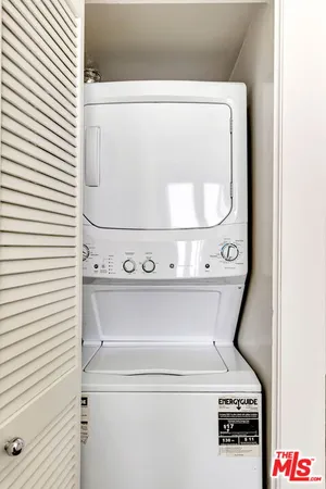 $6,250 | 811 21st Street, Unit 2, Santa Monica, CA 90403