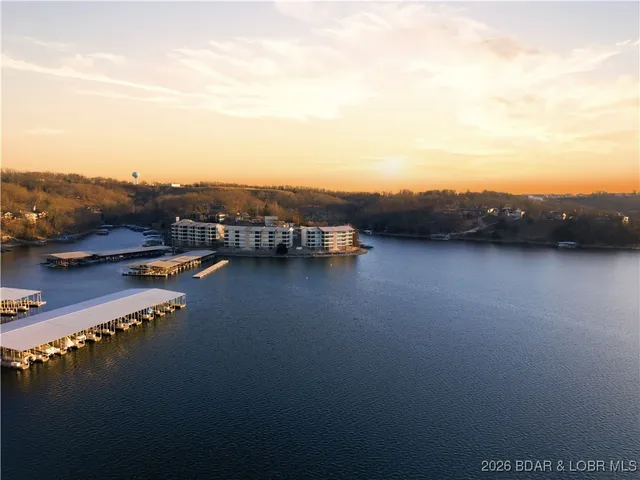 $270,000 | 56 Branch Road, Unit 114, Lake Ozark, MO 65049
