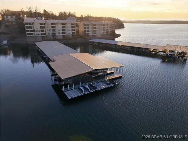 $270,000 | 56 Branch Road, Unit 114, Lake Ozark, MO 65049