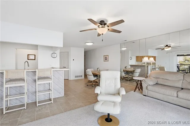 $270,000 | 56 Branch Road, Unit 114, Lake Ozark, MO 65049