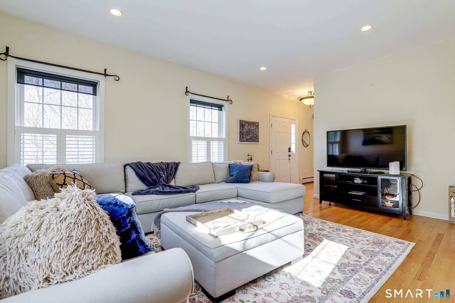 46 Cow Hill Road Groton, CT 06355 - Photo 2 of 10