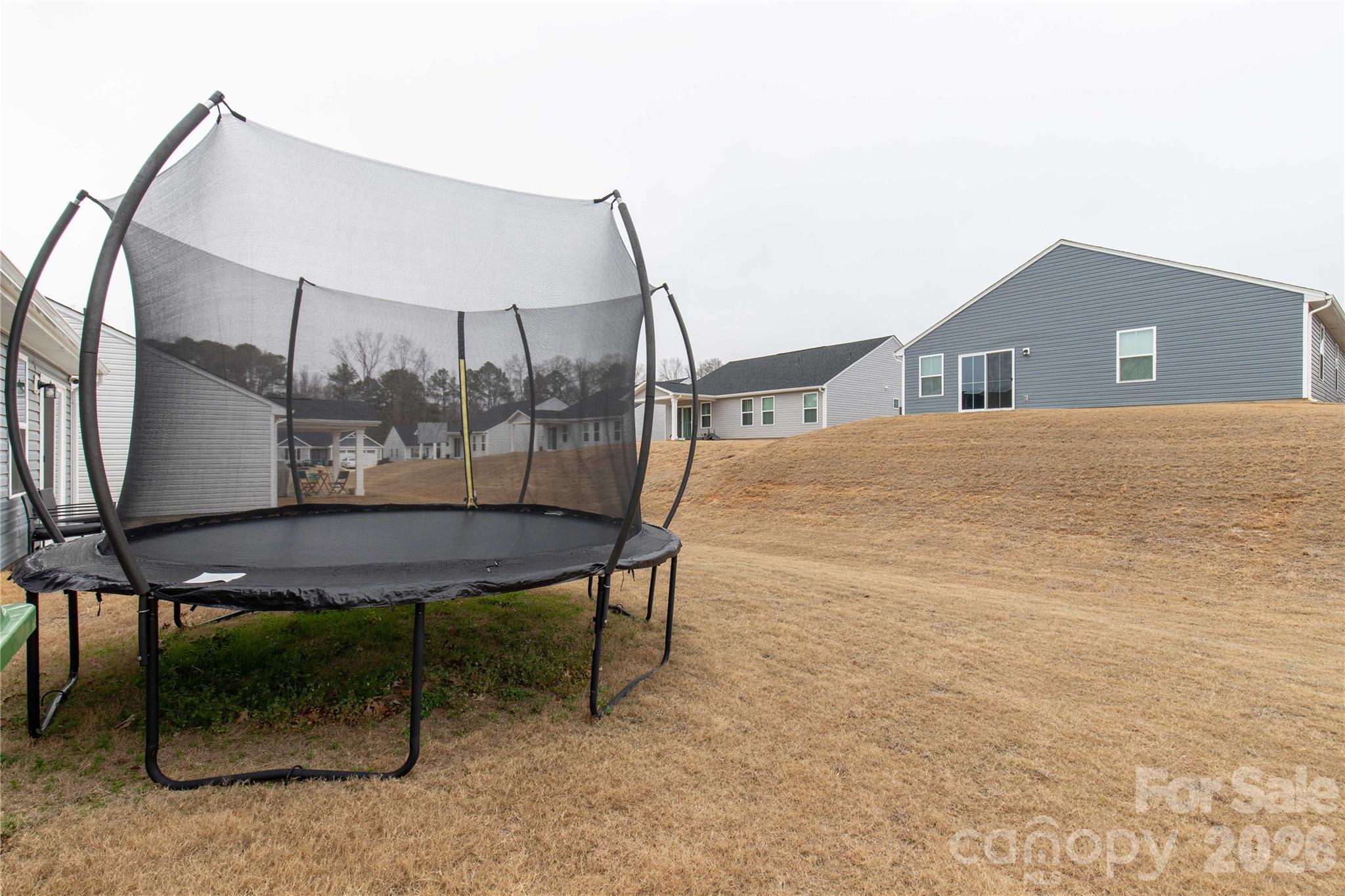 810 Purslane Street Lancaster, SC 29720 - Photo 20 of 24 a workspace room with furniture