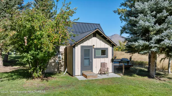 $9,750,000 | 1325 Munger Mountain Road, Jackson, WY 83001