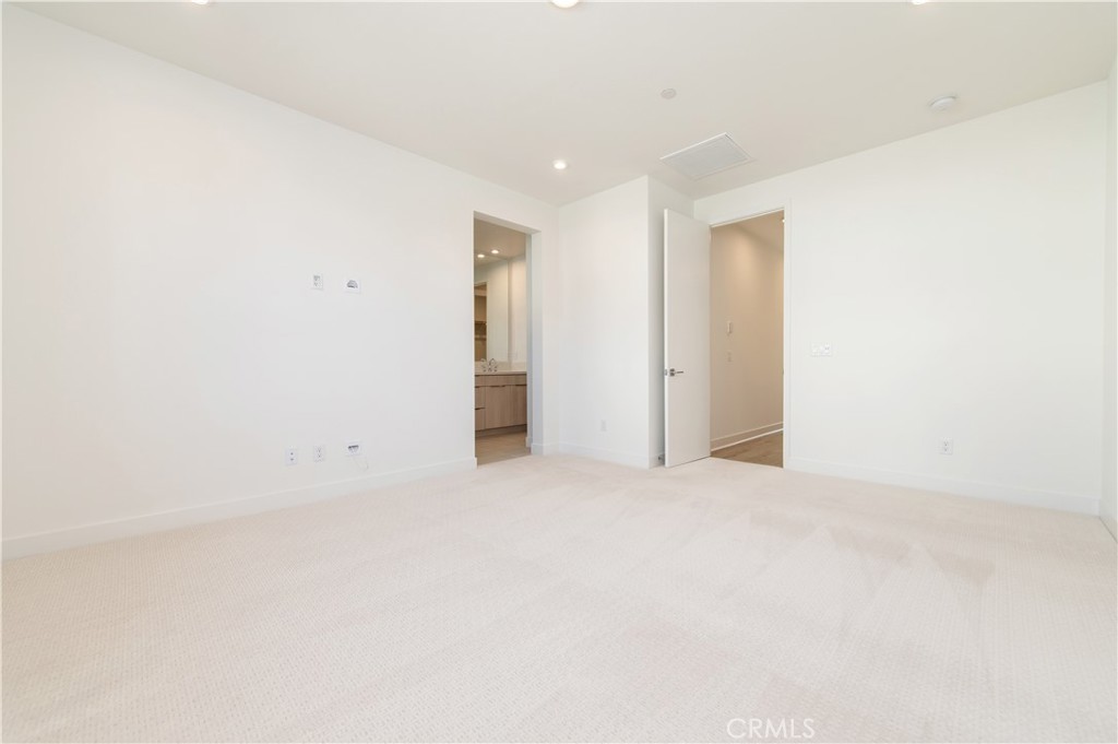 2604 Everly Drive San Diego, CA 92108 - Photo 18 of 33 a view of an empty room