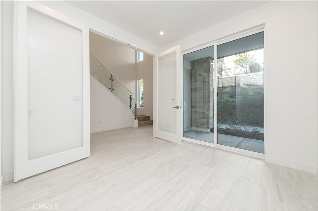 2604 Everly Drive San Diego, CA 92108 - Photo 30 of 33 a view of an empty room