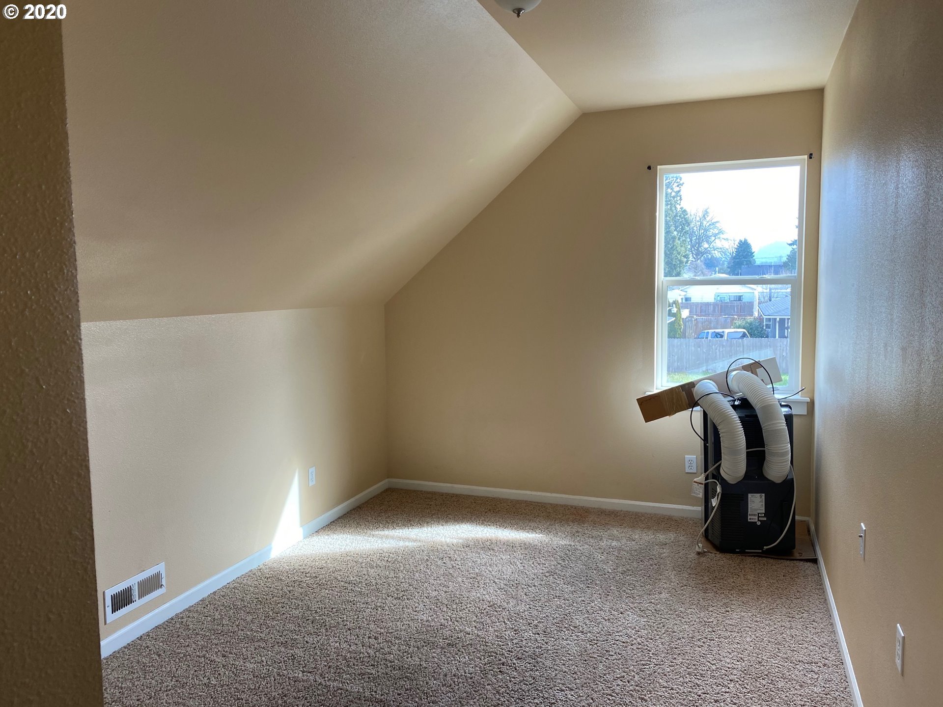 485 South 32nd Street Springfield, OR 97478 - Photo 13 of 22