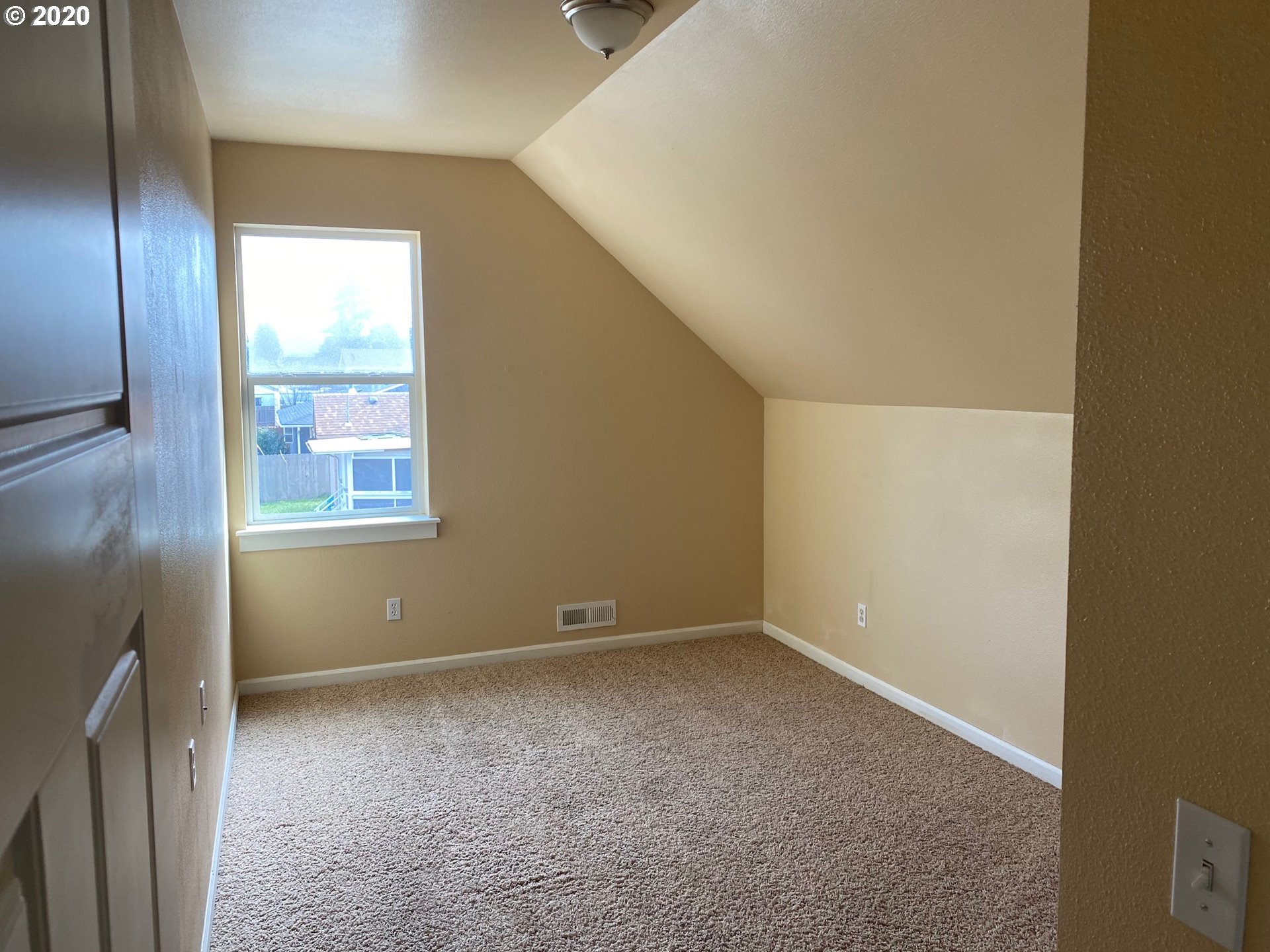 485 South 32nd Street Springfield, OR 97478 - Photo 15 of 22