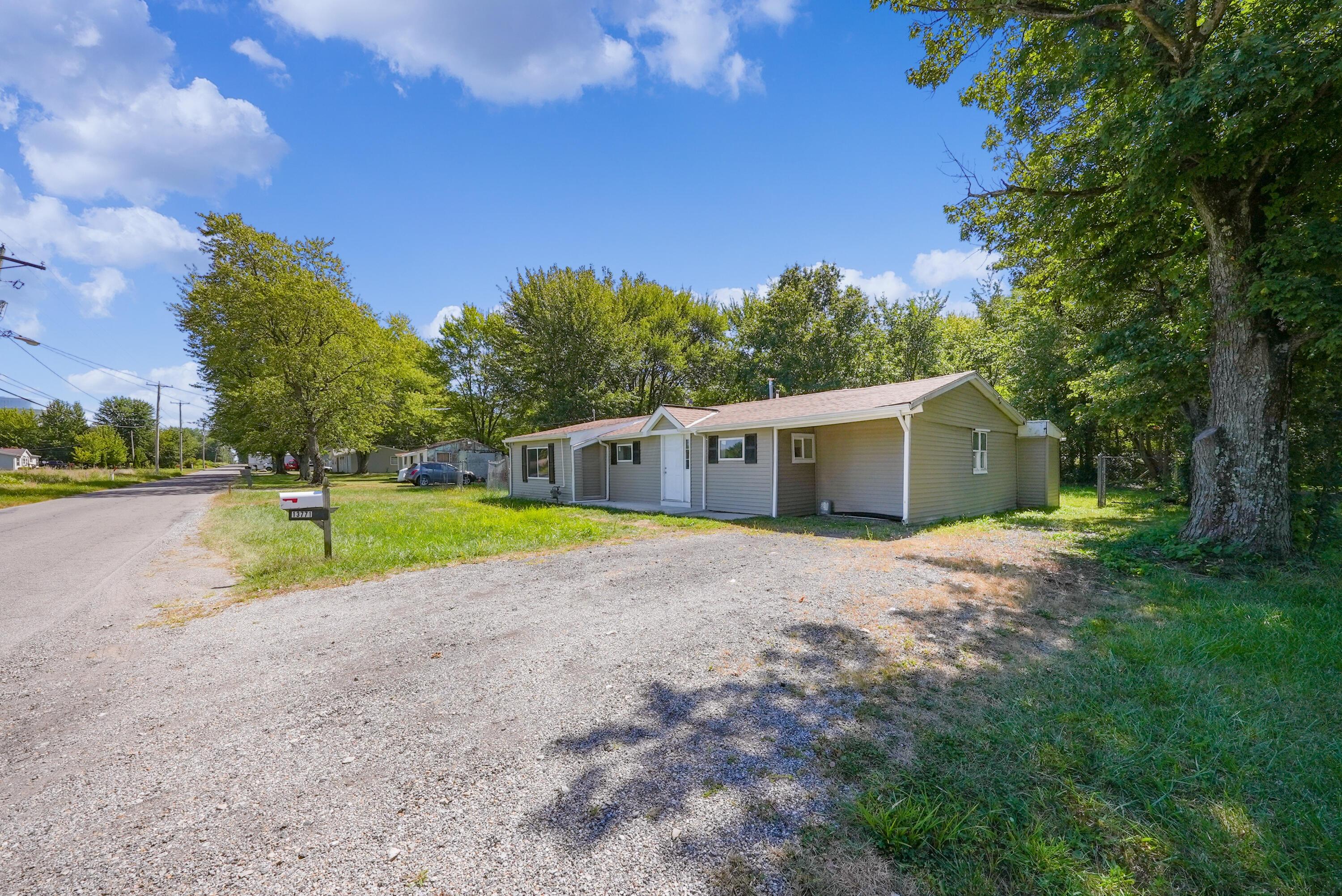 13771 Cleveland Road Southwest Pataskala, OH 43062 - Photo 37 of 43