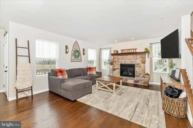 $689,900 | 6806 Hawes Court, Frederick, MD 21702