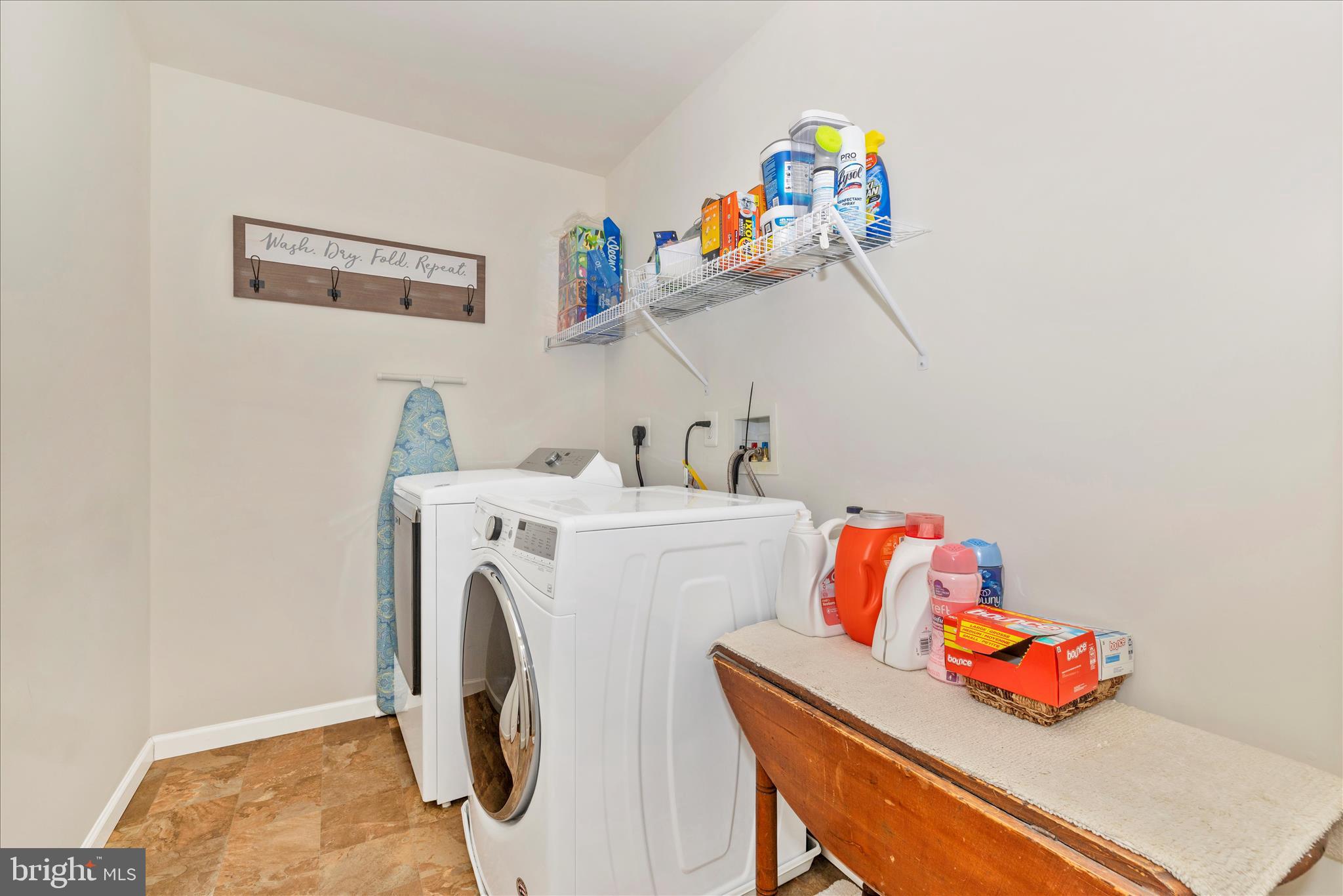 6806 Hawes Court Frederick, MD 21702 - Photo 32 of 59 Laundry Room -upper level