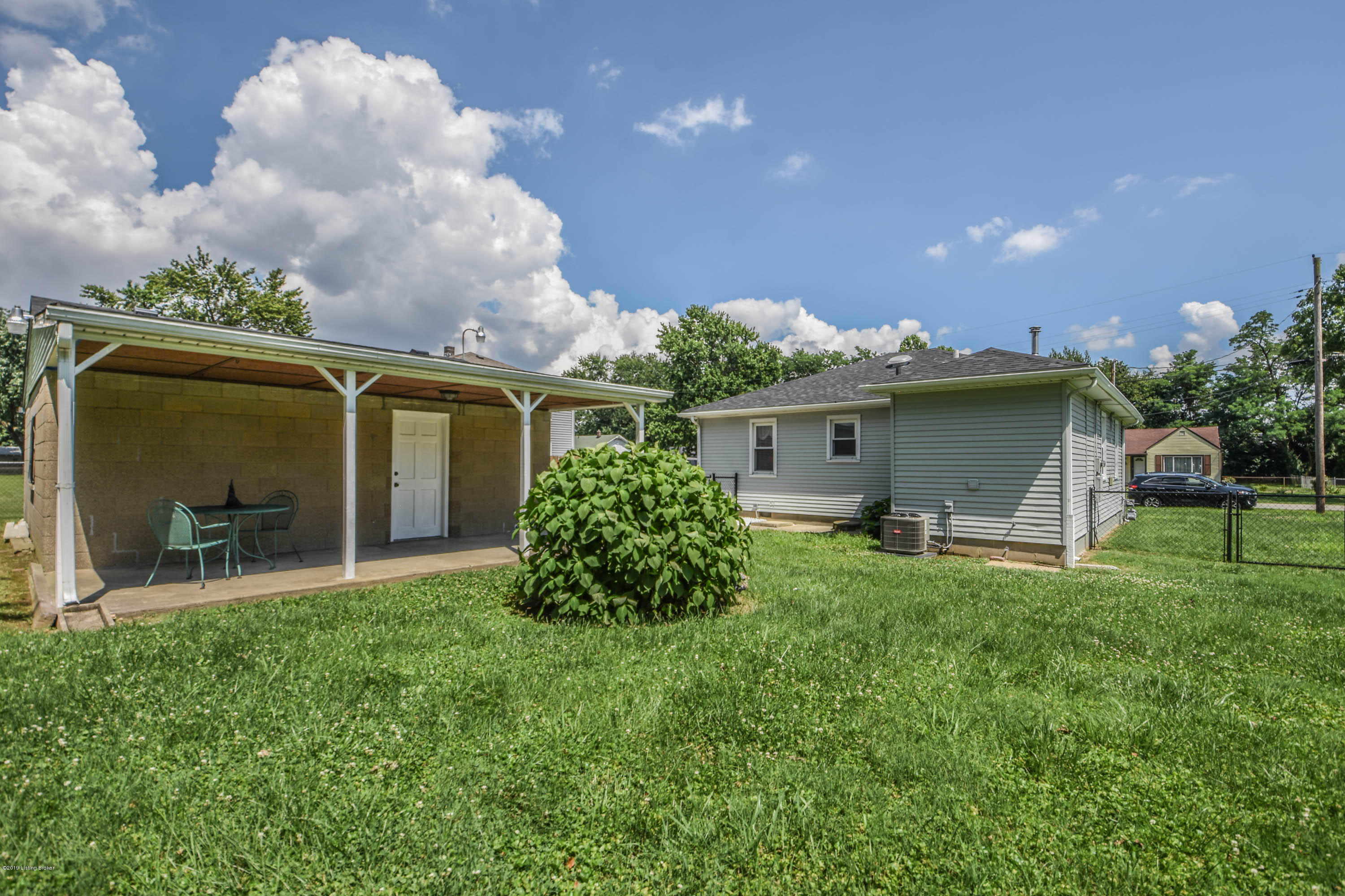 3010 Gudgel Road Louisville, KY 40211 - Photo 27 of 29 DSC_0603