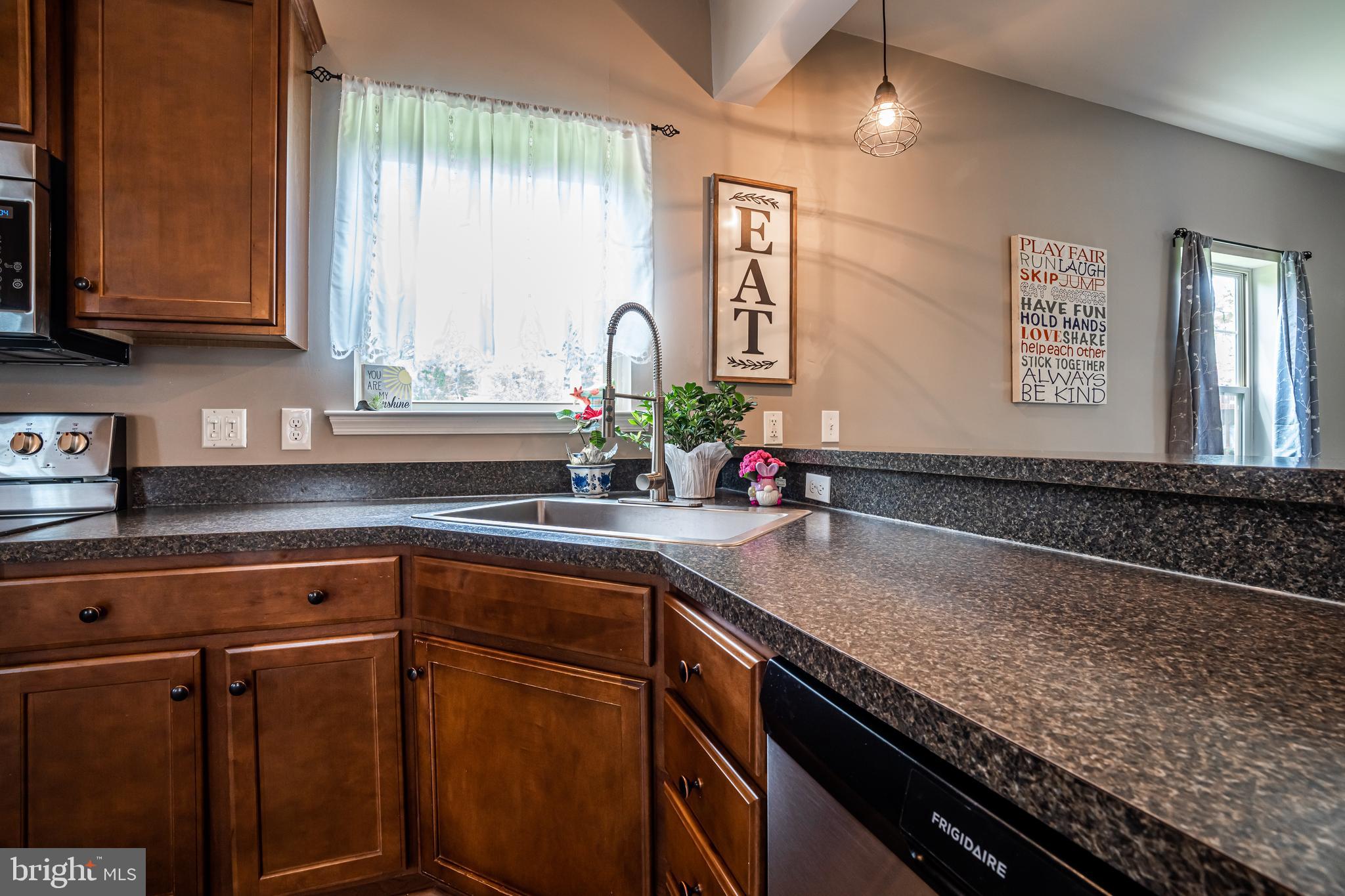 4055 West Hopewell Road Center Valley, PA 18034 - Photo 12 of 58 Gallery Image 12