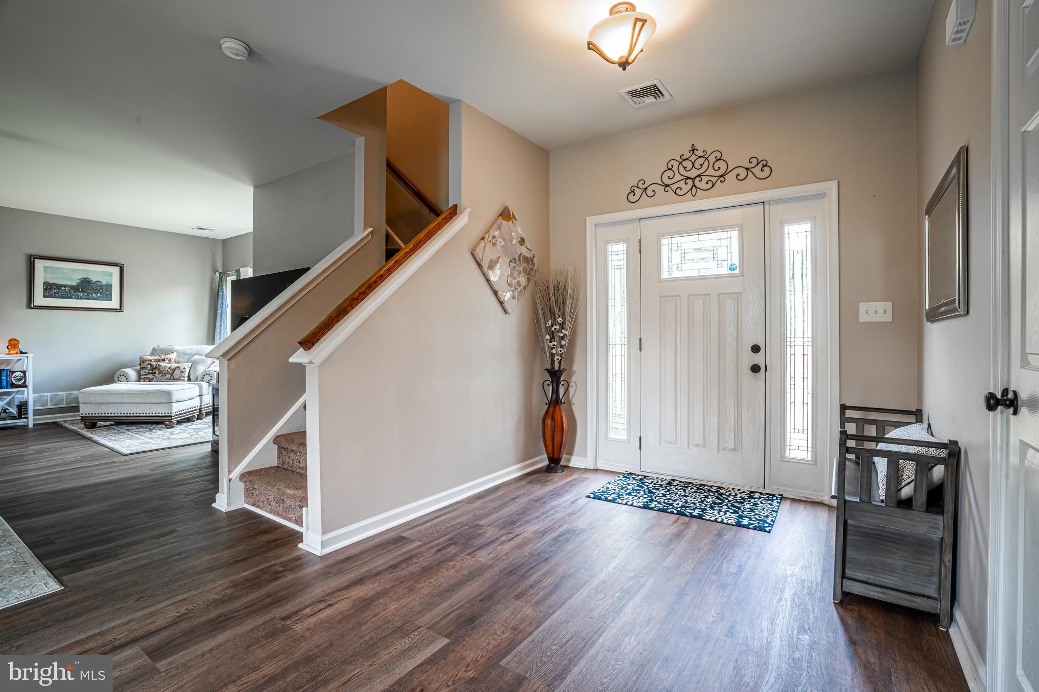 4055 West Hopewell Road Center Valley, PA 18034 - Photo 4 of 58 Gallery Image 4