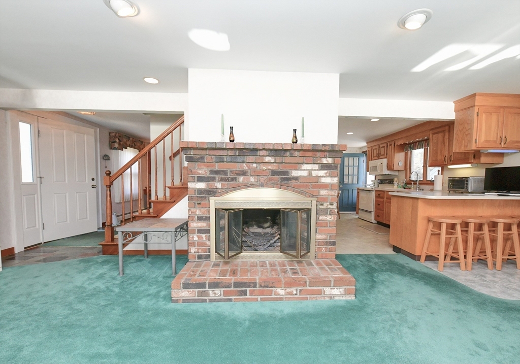 18 Gibbs Road Bourne, MA 02562 - Photo 11 of 42