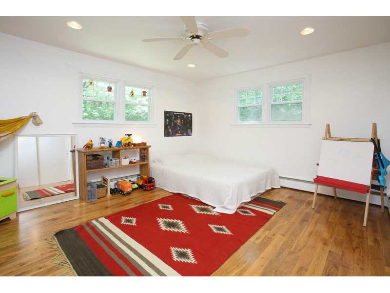 297 Old River Road Lincoln, RI 02865 - Photo 6 of 17 Bedroom.