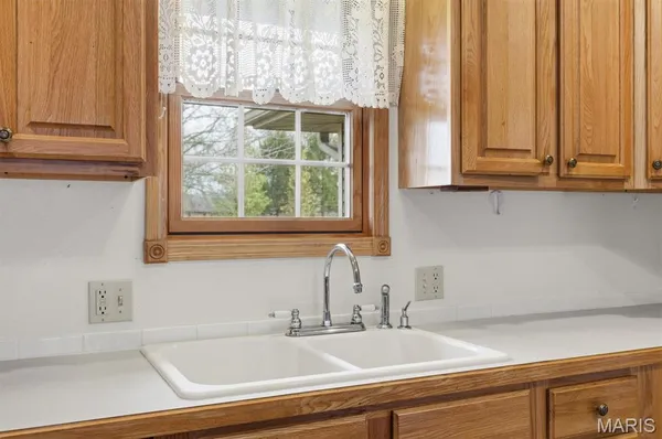$250,000 | 1308 Lawson Circle, Mountain Grove, MO 65711
