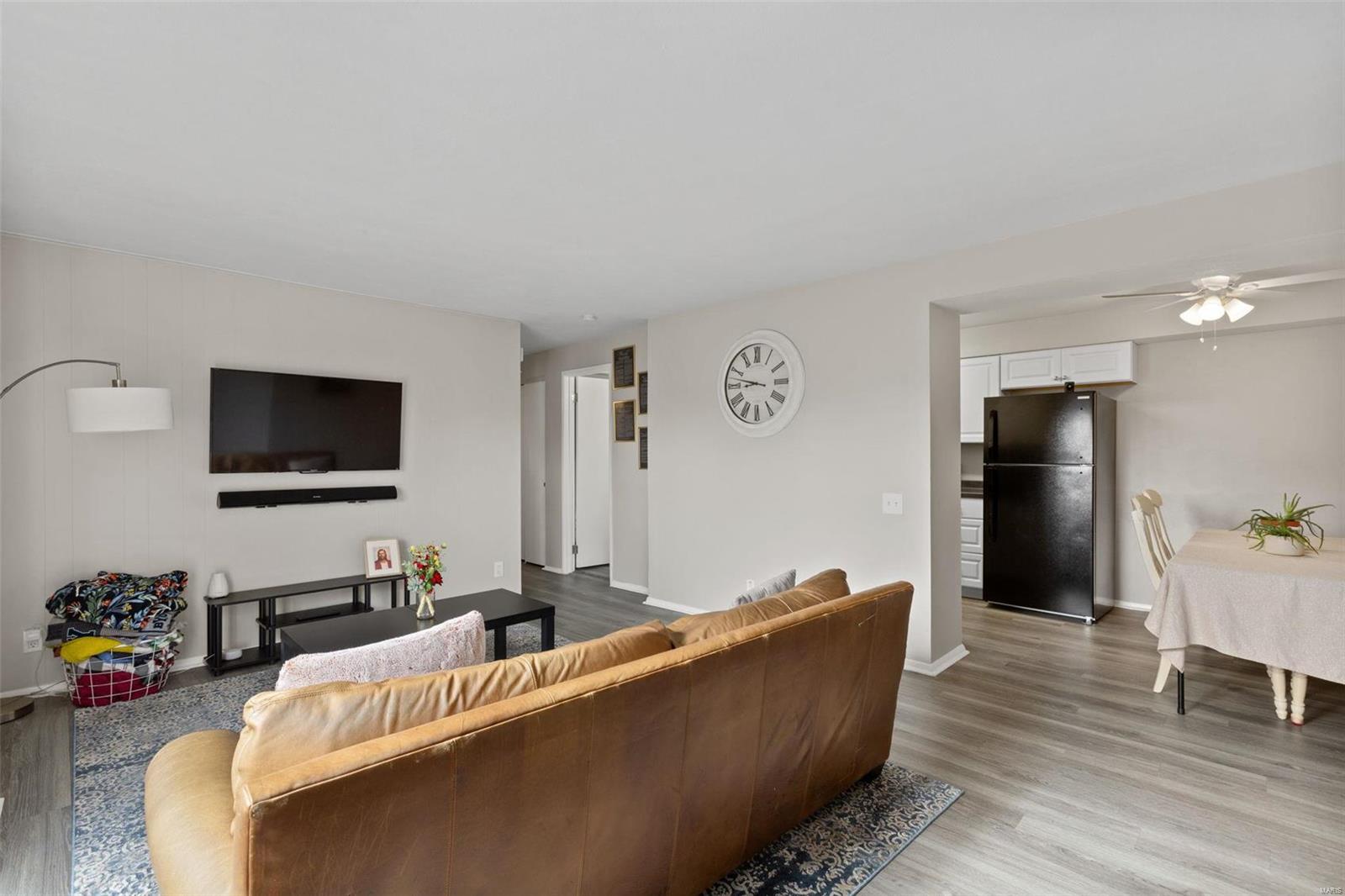 10415 Briarbend Drive, Unit 2 St. Louis, MO 63146 - Photo 4 of 22