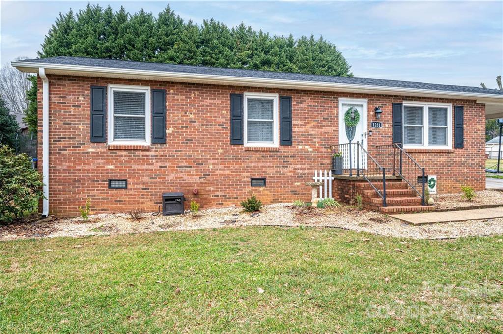 1281 Little Road Newton, NC 28658 - Photo 1 of 30 Gallery Image 1