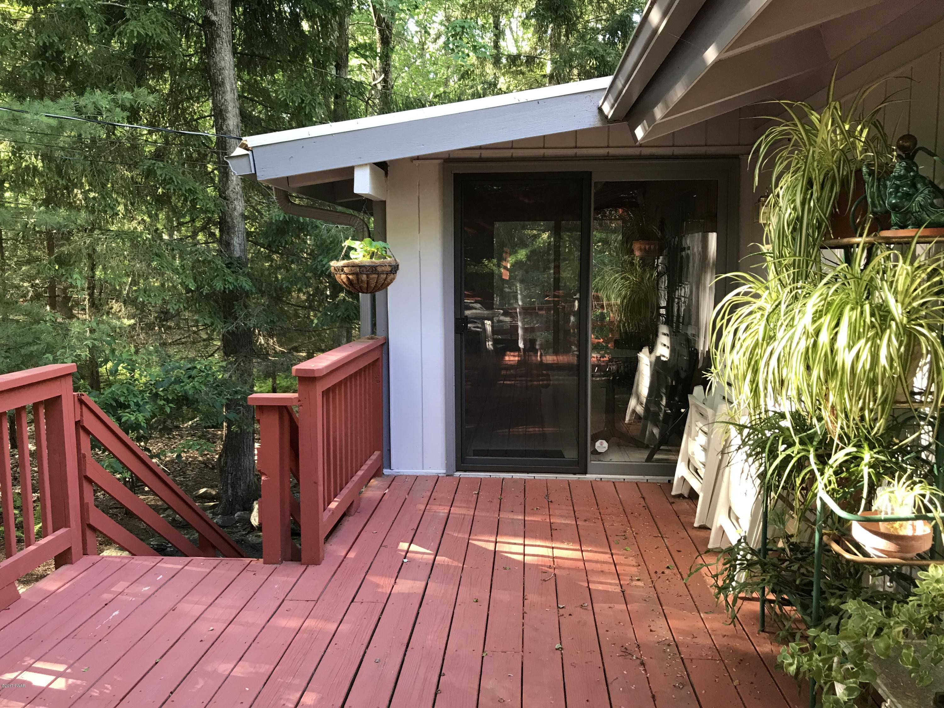 115 Hay Road Milford, PA 18337 - Photo 19 of 24 Entrance to Reading Area