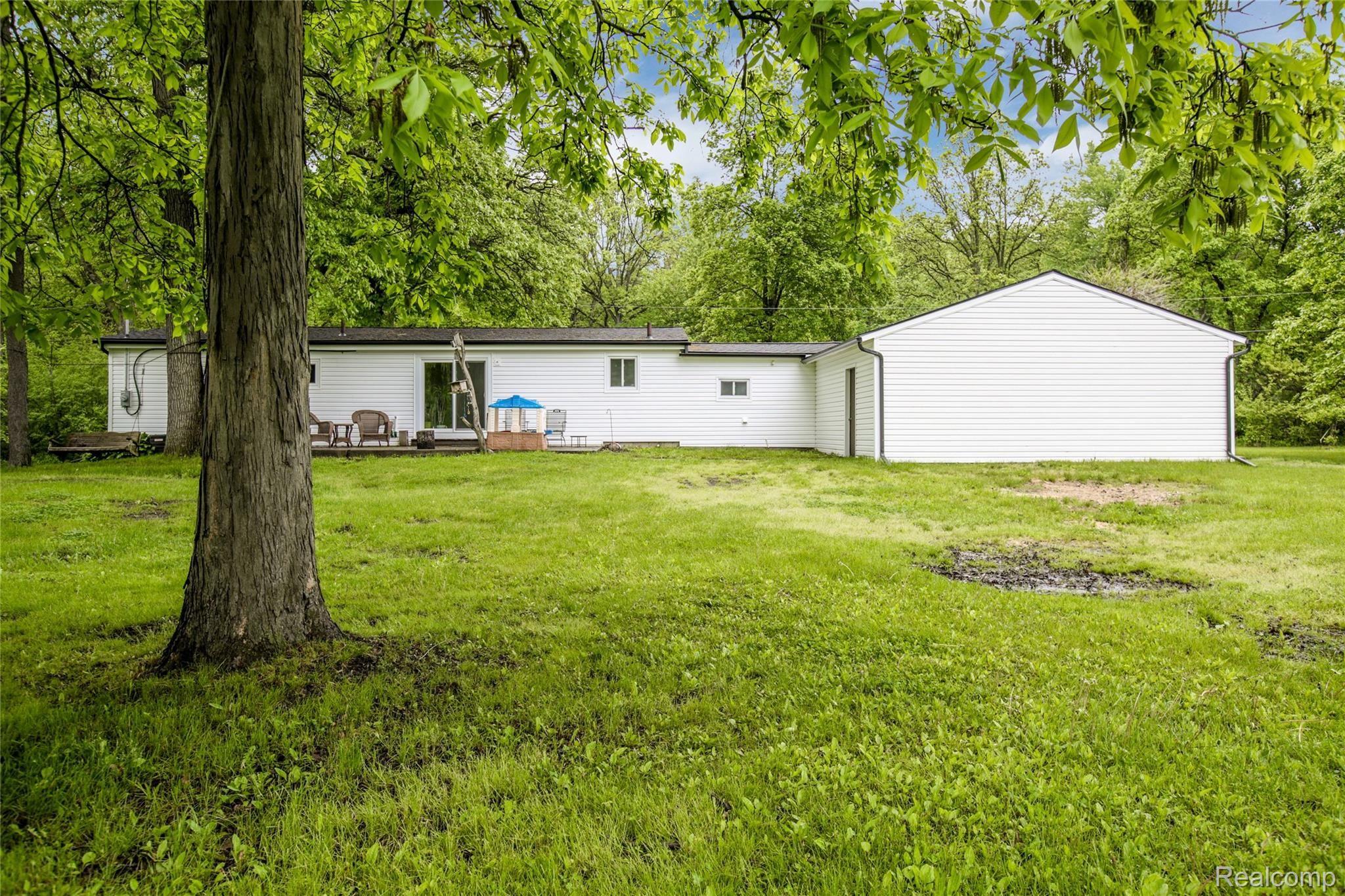 385 Jennings Road Whitmore Lake, MI 48189 - Photo 13 of 23 385 Jennings Rd Whitmore Lake-print-019-19-385 Jennings Rd00019-4200x2800-300dpi.jpg
