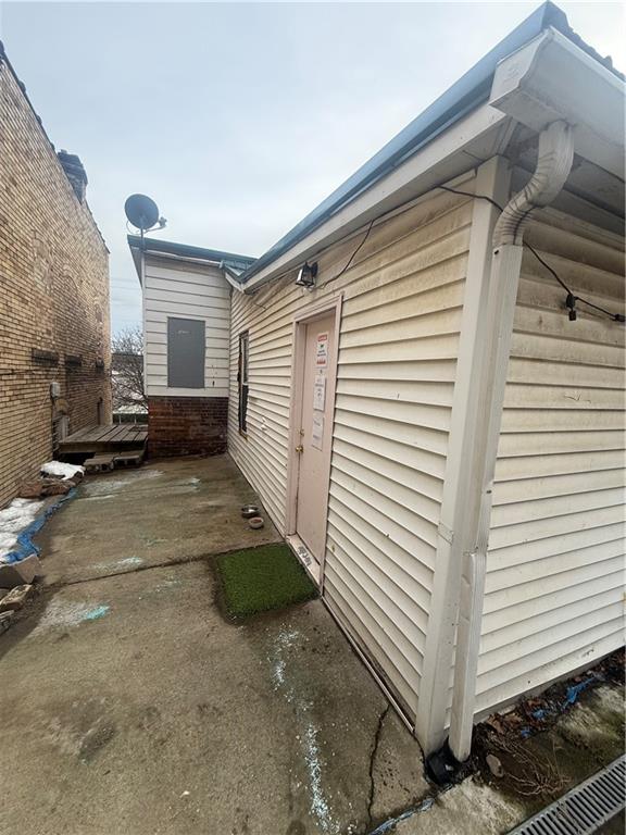 623 Bessemer Avenue Lyndora, PA 16045 - Photo 4 of 7